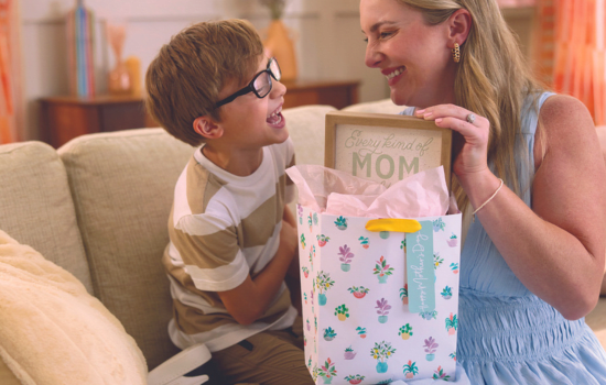 Mother’s Day gifting and gift ideas, Hallmark Awesome Gifts